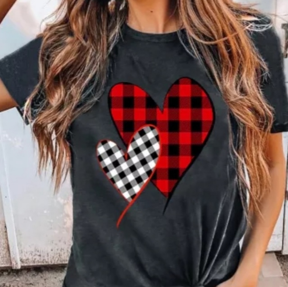 Cute heart t-shirt